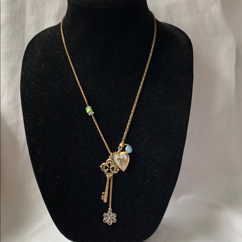 Lucky Brand heart Key Nicklace